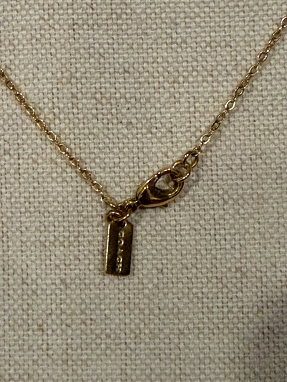 COACH Tri-Tone Linked Circle Necklace - Gold, Silver & Rose - Picture 2 of 3